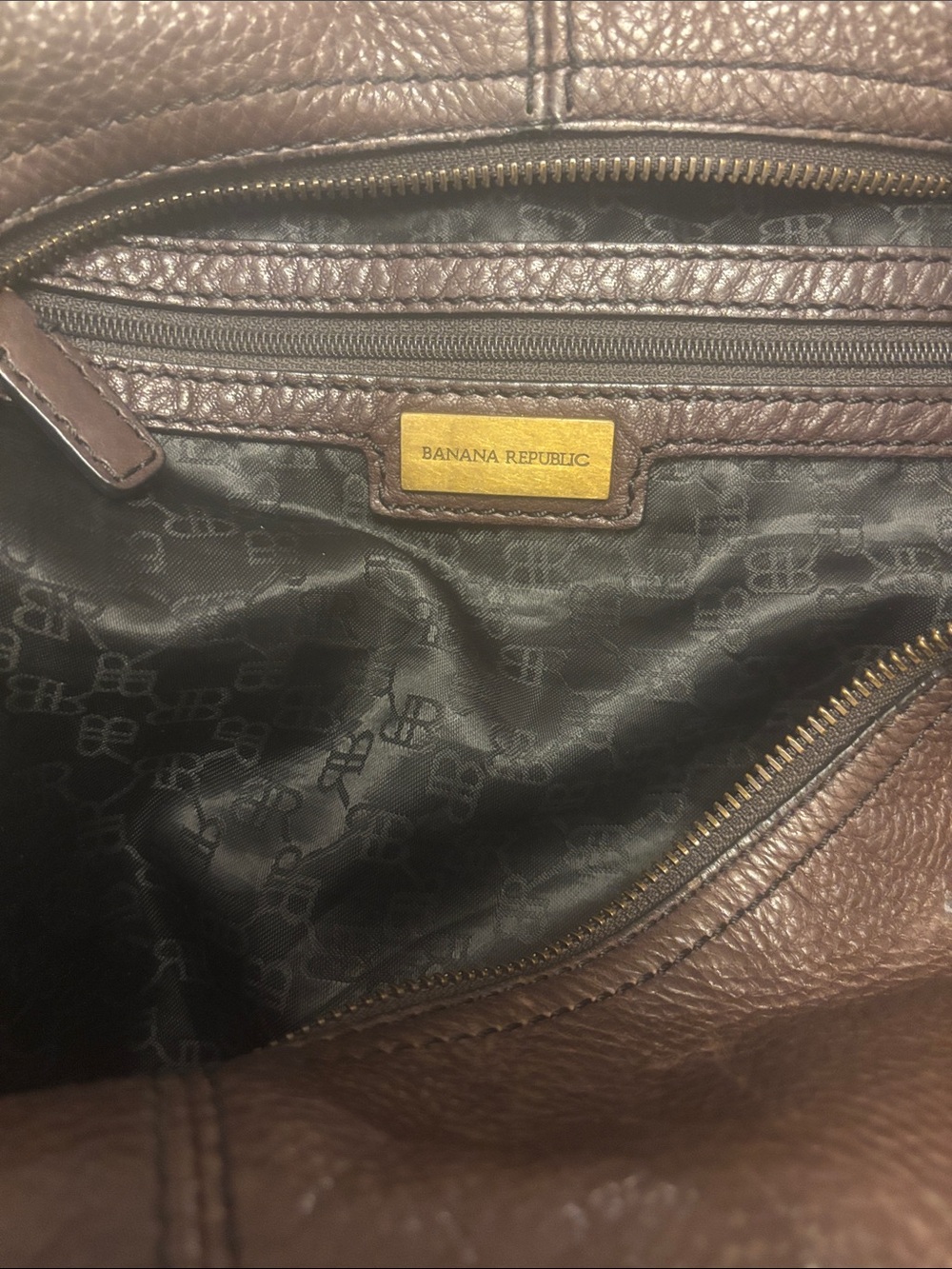 Vintage Y2K Banana Republic Dark Brown Pebbled Leather Hobo with Brass Buckle - Picture 2 of 3